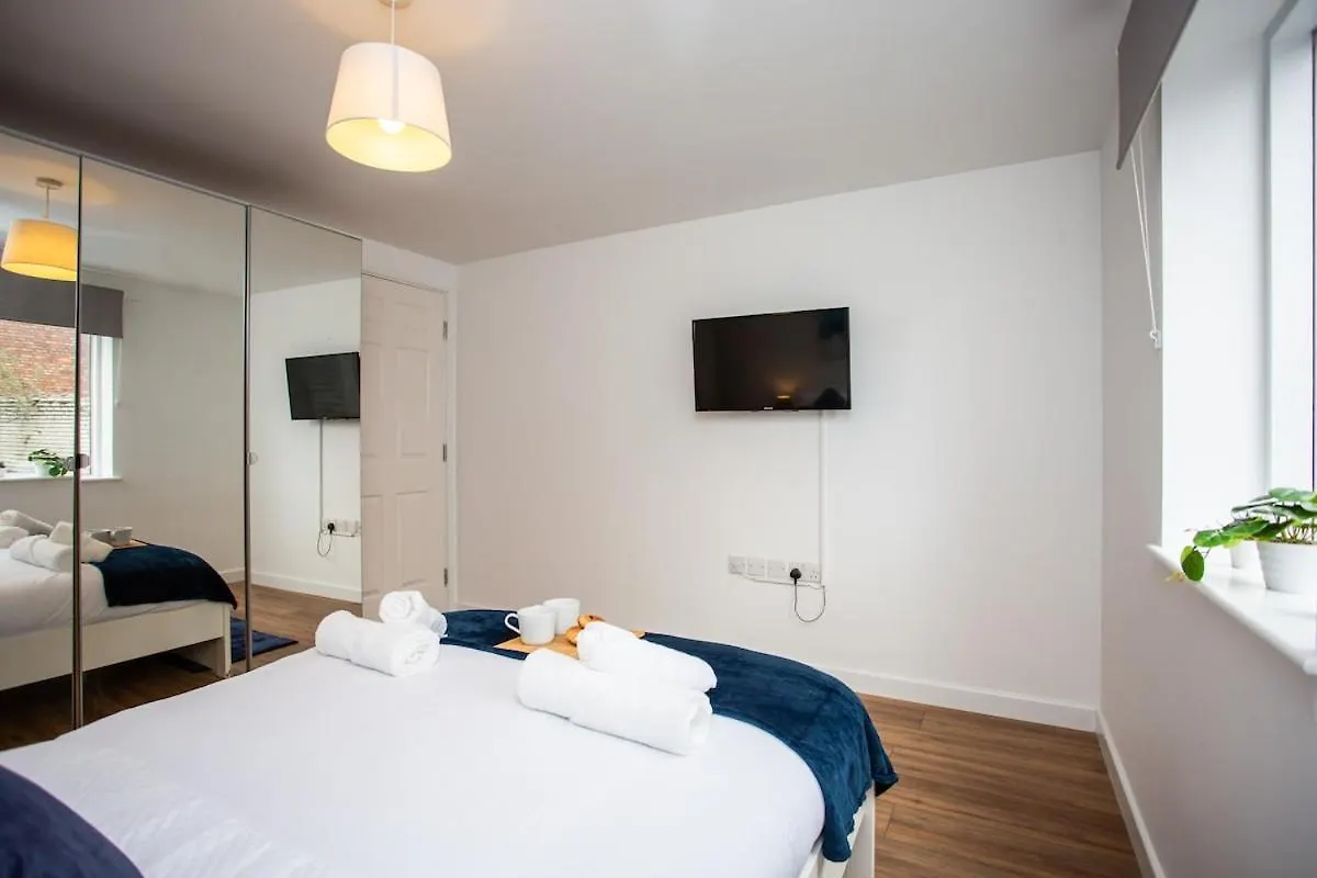 Relaxing 2Br Central Flat Near Train & Fast Wifi! Newcastle-upon-Tyne Lägenhet